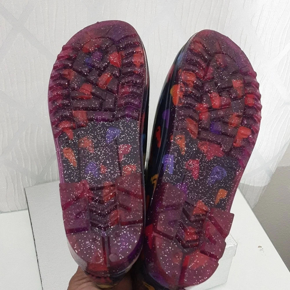 Magellan Outdoors Heart Pattern Rain Boots Size 3.
